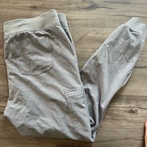 Figs Gray Cargo Scrub Jogger Pants